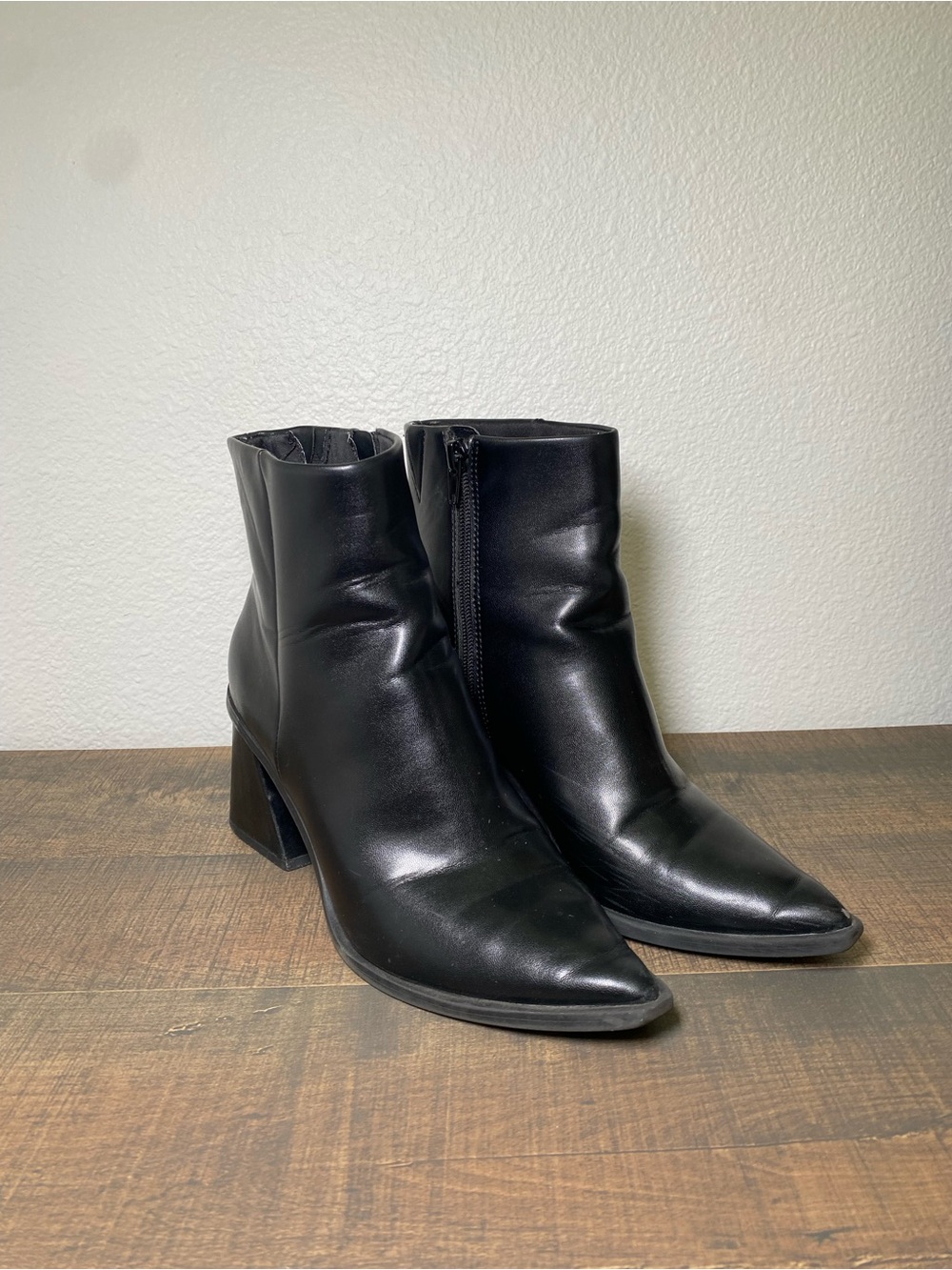 BP Black Pointed Toe Ankle Boots Block Heel Size 6.5